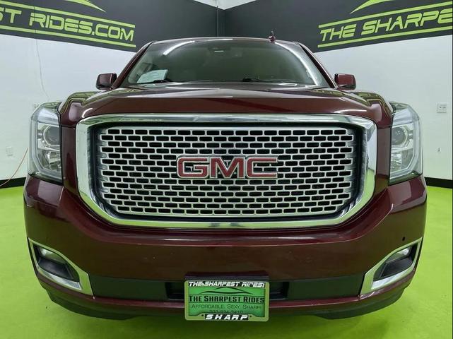 Photo of 2017 Red GMC Yukon XL