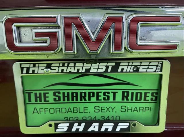 Photo of 2017 Red GMC Yukon XL