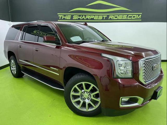 Photo of 2017 Red GMC Yukon XL