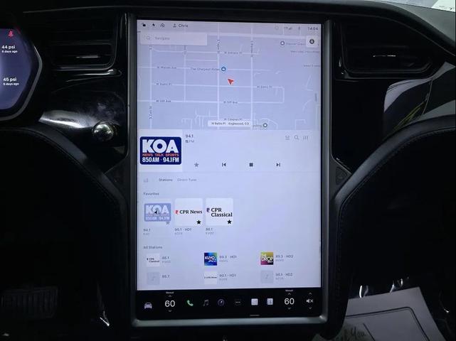 Photo of 2018 Silver Tesla Model X