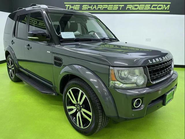 Photo of 2016 Gray Land Rover LR4