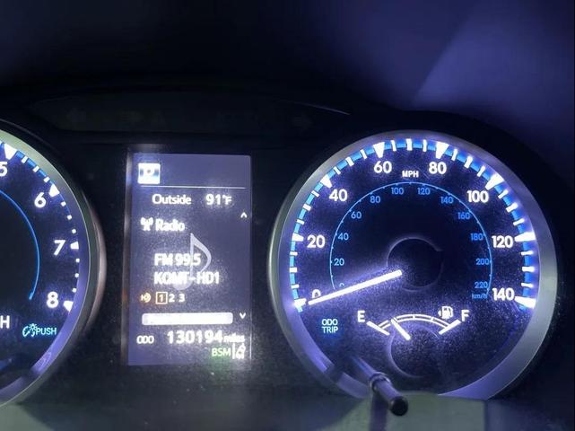 Photo of 2019 Brown Toyota Highlander
