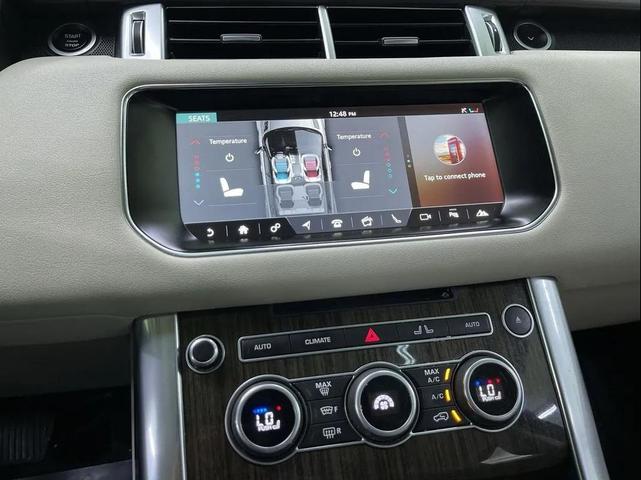 Photo of 2017 White Land Rover Range Rover Sport