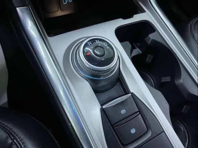 Photo of 2022 Silver Ford Explorer
