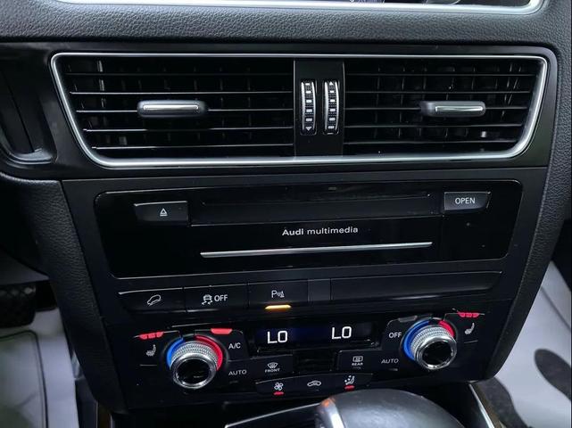 Photo of 2016 White Audi Q5