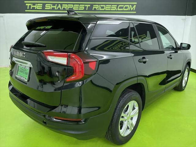 Photo of 2022 Black GMC Terrain