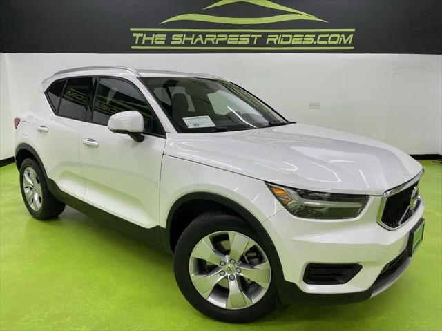 2022 Volvo XC40