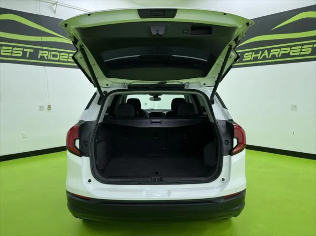 Photo of 2023 White GMC Terrain