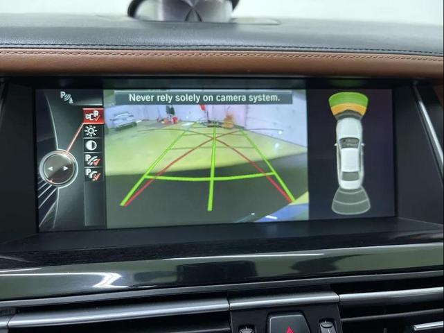Photo of 2014 Blue BMW ALPINA B7