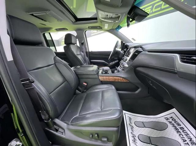 Photo of 2015 Black Chevrolet Suburban