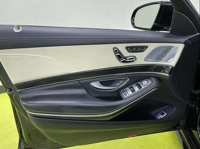 Photo of 2020 Black Mercedes-Benz AMG S 63