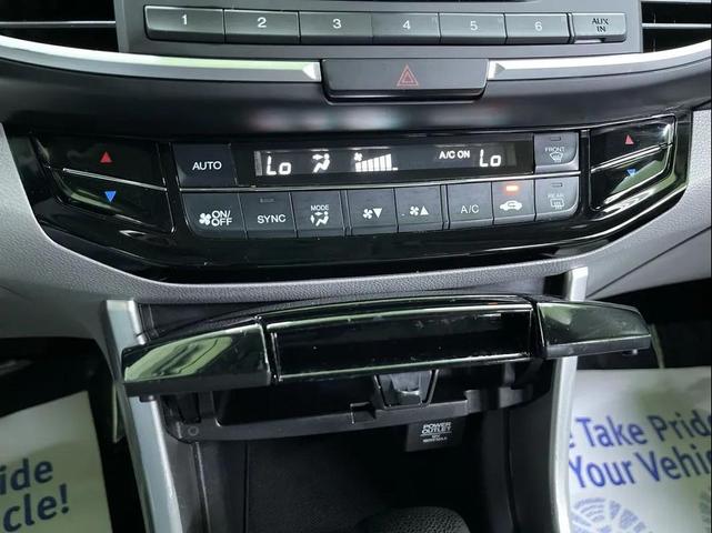 Photo of 2016 Blue Honda Accord
