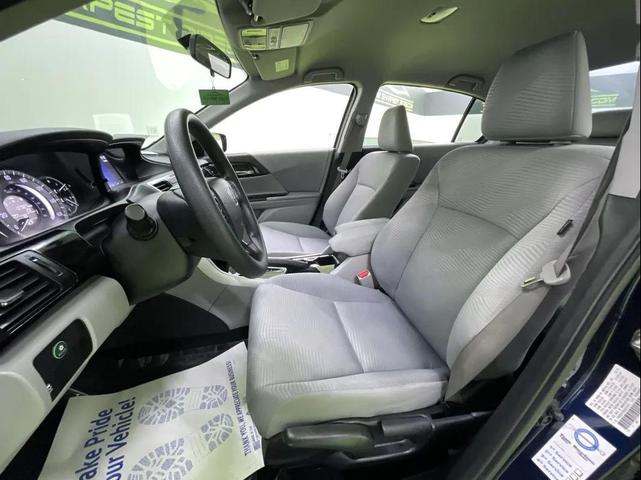 Photo of 2016 Blue Honda Accord