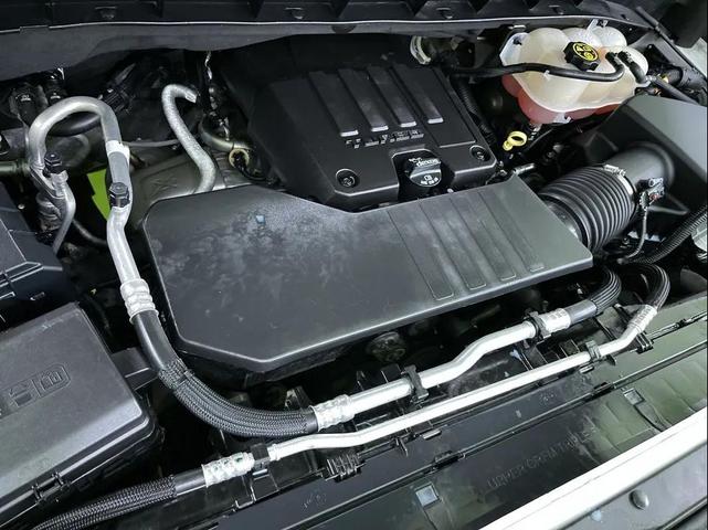 Photo of 2023 White Chevrolet Silverado 1500