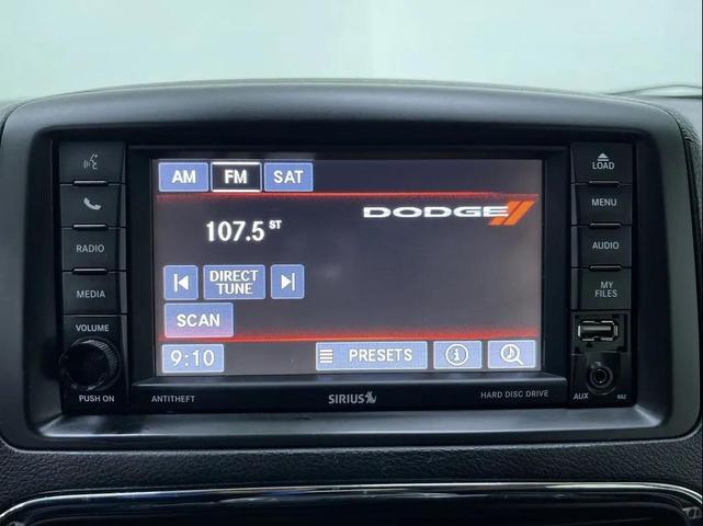 Photo of 2017 White Dodge Grand Caravan