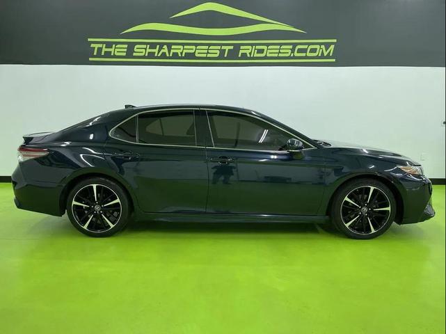 Photo of 2018 Blue Toyota Camry