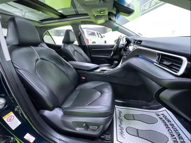Photo of 2018 Blue Toyota Camry