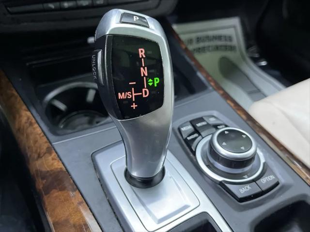 Photo of 2013 White BMW X5