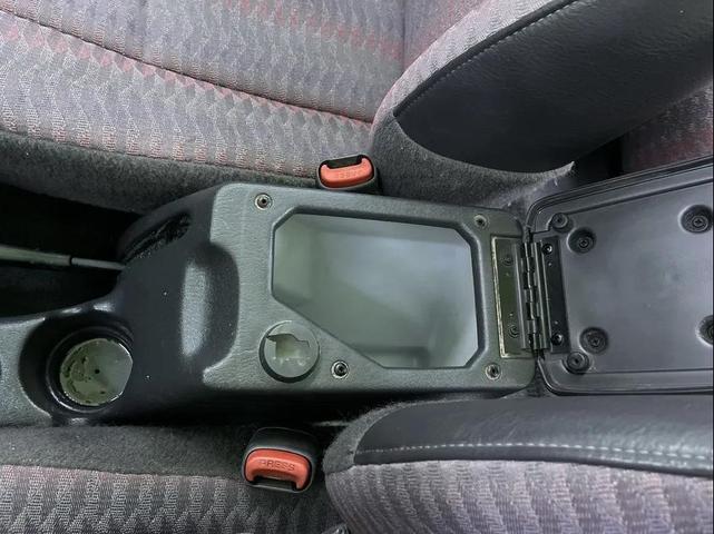 Photo of 2000 Black Jeep Wrangler
