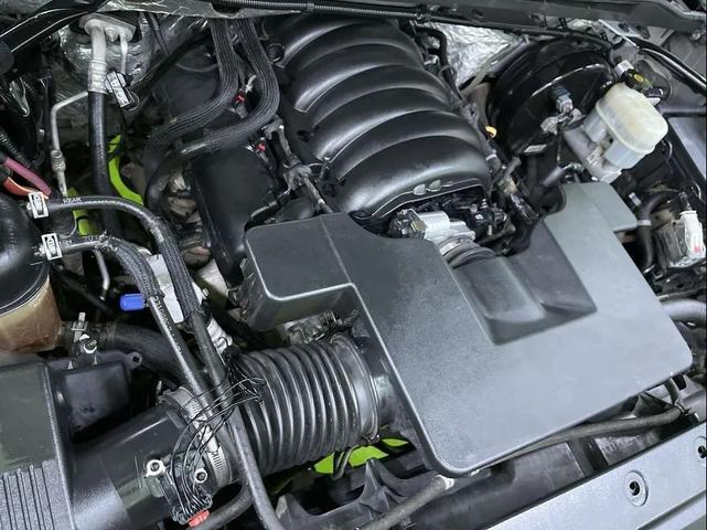 Photo of 2015 Gray GMC Sierra 1500