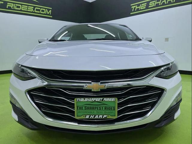 Photo of 2024 White Chevrolet Malibu