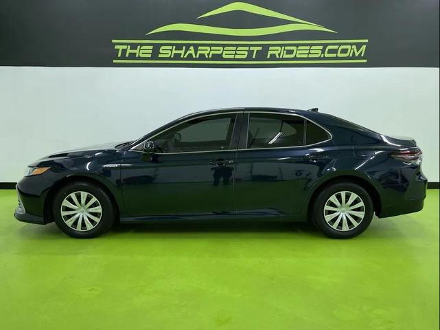 Photo of 2021 Blue Toyota Camry