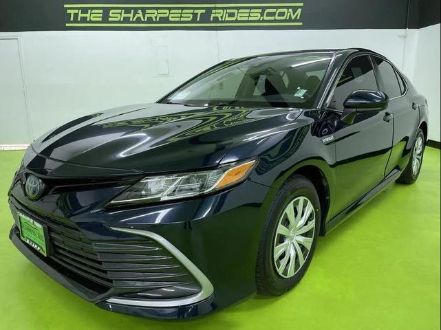 Photo of 2021 Blue Toyota Camry