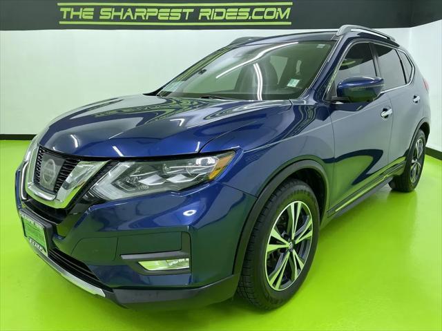 Photo of 2017 Blue Nissan Rogue