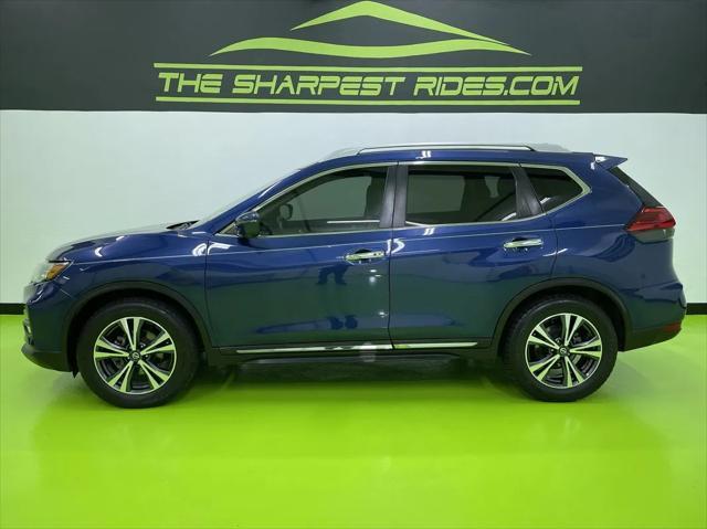 Photo of 2017 Blue Nissan Rogue