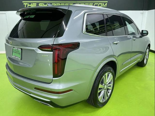 Photo of 2024 Silver Cadillac XT6