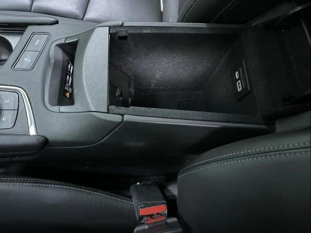 Photo of 2024 Silver Cadillac XT6