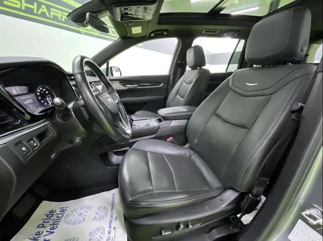 Photo of 2024 Silver Cadillac XT6