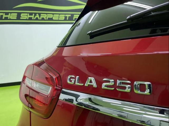 Photo of 2015 Red Mercedes-Benz GLA-Class