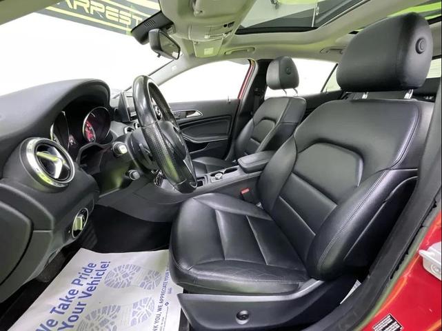 Photo of 2015 Red Mercedes-Benz GLA-Class