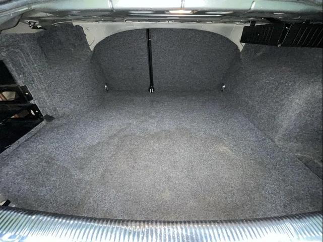 Photo of 2004 Black Volkswagen Passat