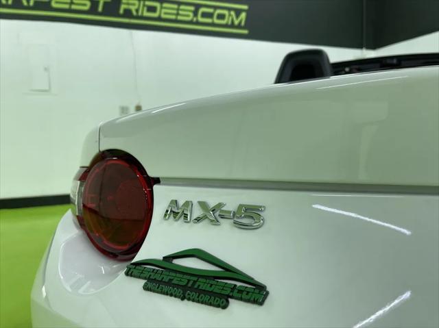 Photo of 2020 White Mazda MX-5 Miata