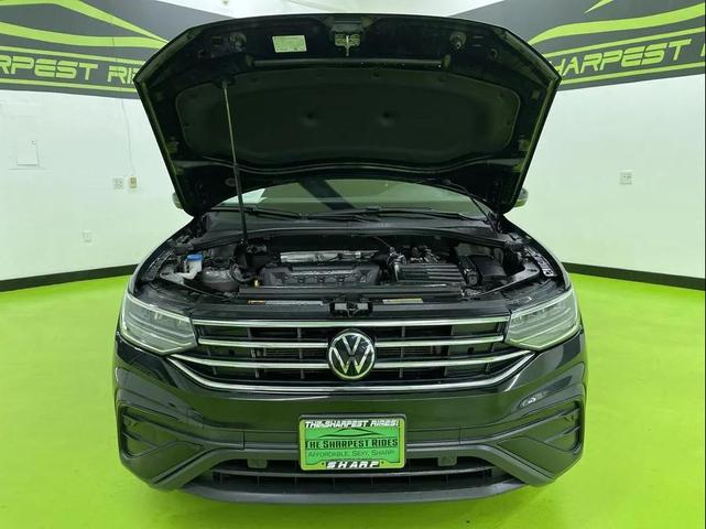 Photo of 2022 Black Volkswagen Tiguan