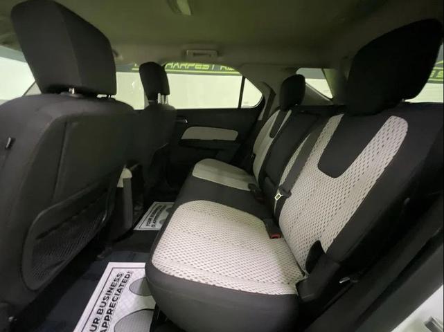 Photo of 2012 White Chevrolet Equinox