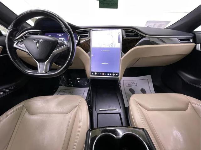 Photo of 2016 Blue Tesla Model S