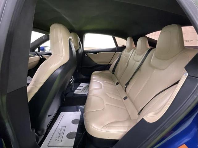 Photo of 2016 Blue Tesla Model S
