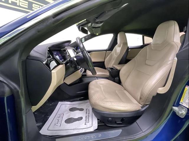 Photo of 2016 Blue Tesla Model S