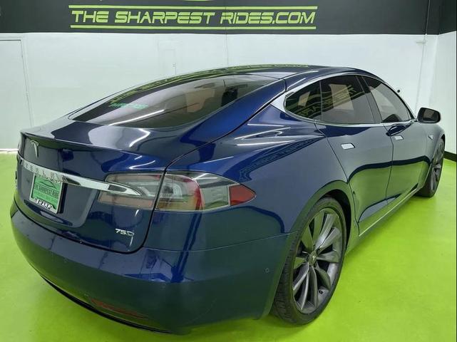 Photo of 2016 Blue Tesla Model S