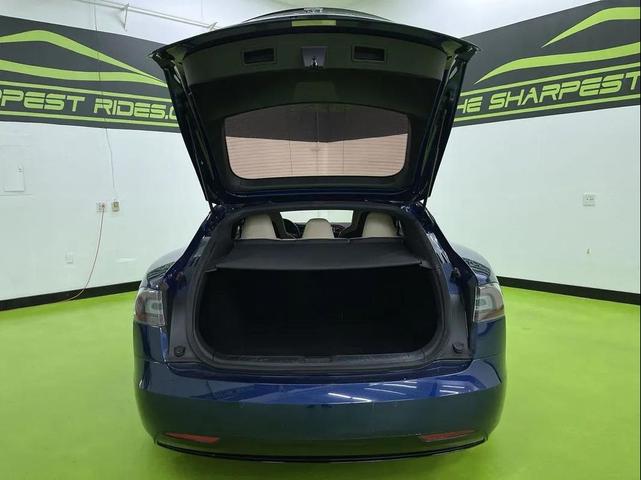 Photo of 2016 Blue Tesla Model S
