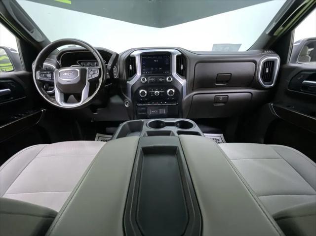 Photo of 2019 White GMC Sierra 1500