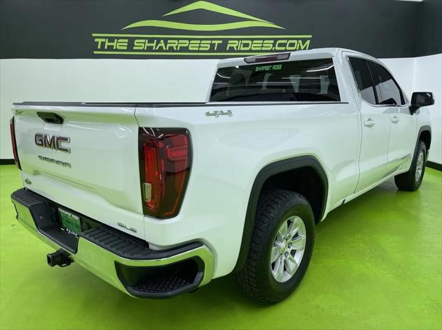 Photo of 2019 White GMC Sierra 1500