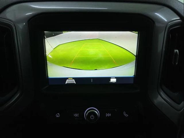 Photo of 2019 White Chevrolet Silverado 1500