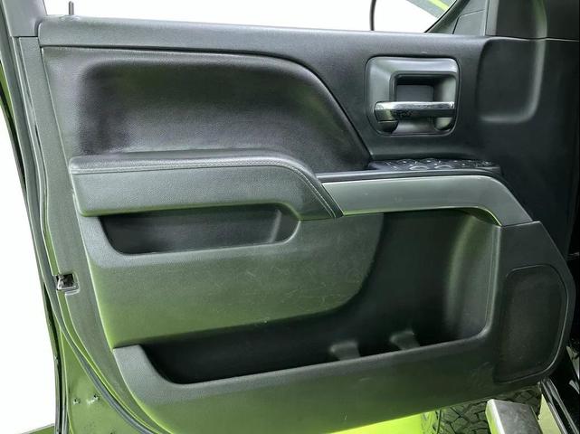 Photo of 2016 Black Chevrolet Silverado 1500