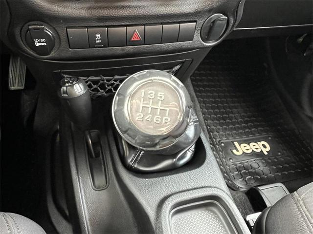 Photo of 2013 Black Clearcoat Jeep Wrangler