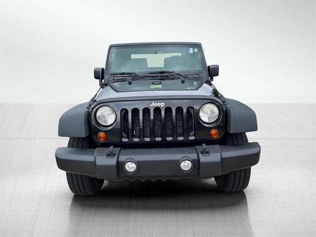 Photo of 2013 Black Clearcoat Jeep Wrangler