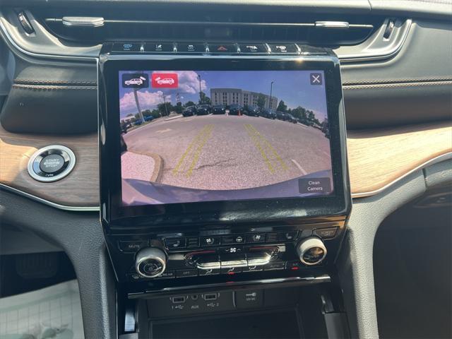 Photo of 2022 Baltic Gray Metallic Clearcoat Jeep Grand Cherokee 4xe